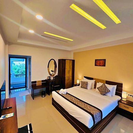 The Windy Mist Resort Munnar Chinnakanal ภายนอก รูปภาพ