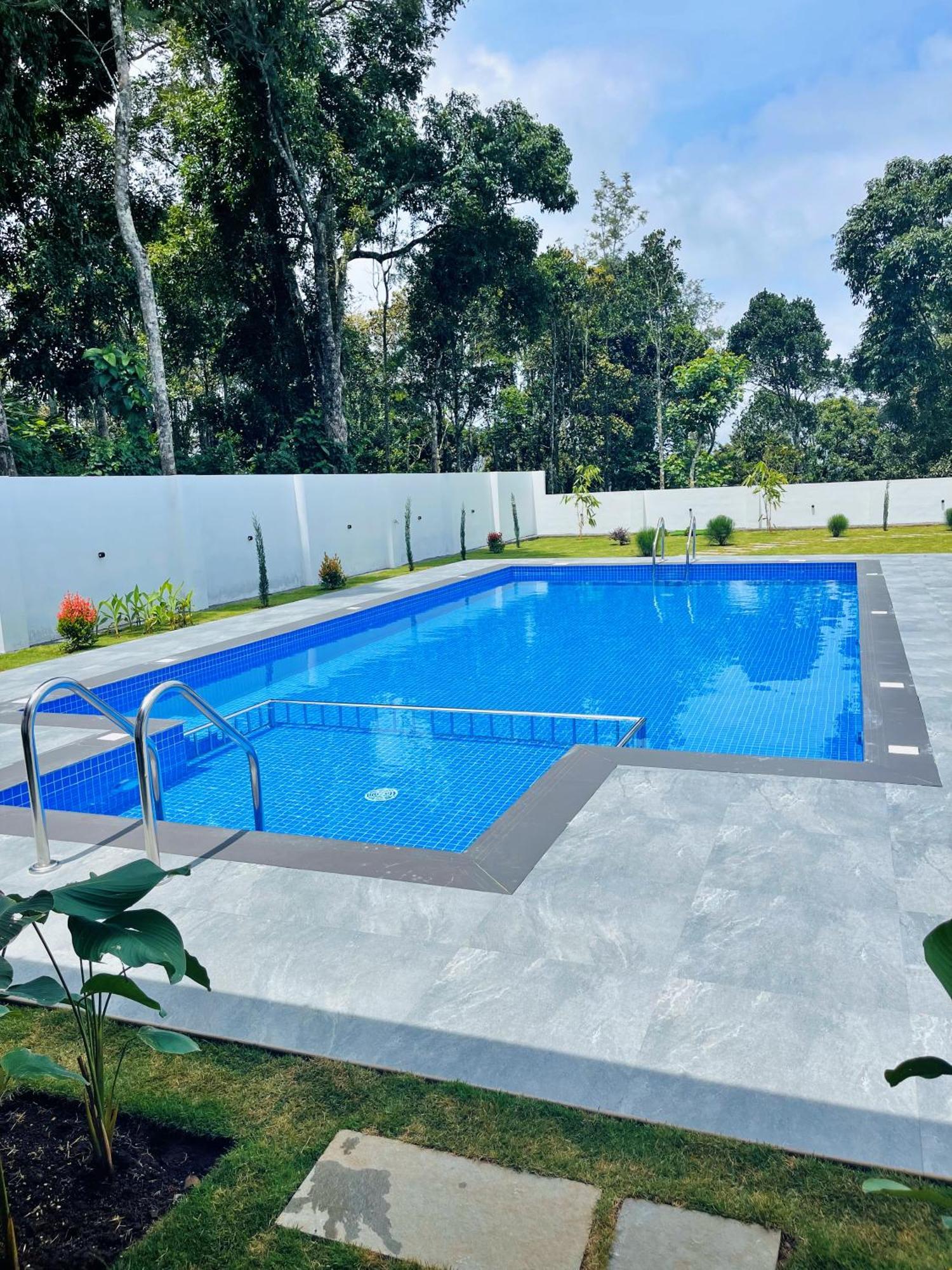 The Windy Mist Resort Munnar Chinnakanal ภายนอก รูปภาพ